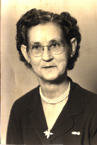 Luella Hicks 